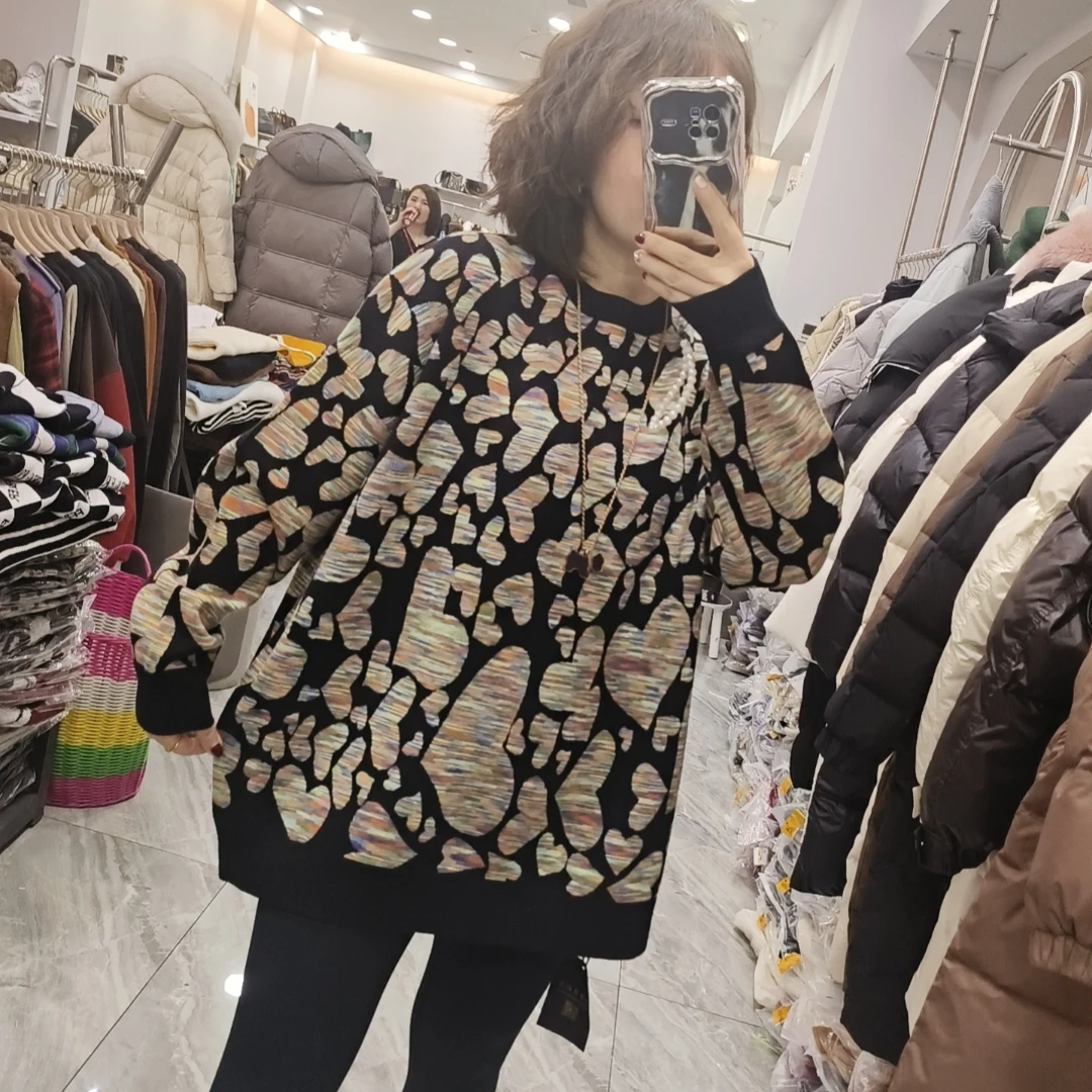 满身爱心套头大毛衣