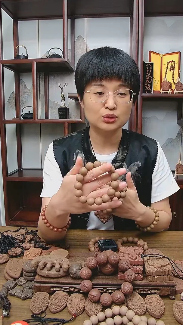 【闪购商品】盲盒香香方瑕疵手串1.5