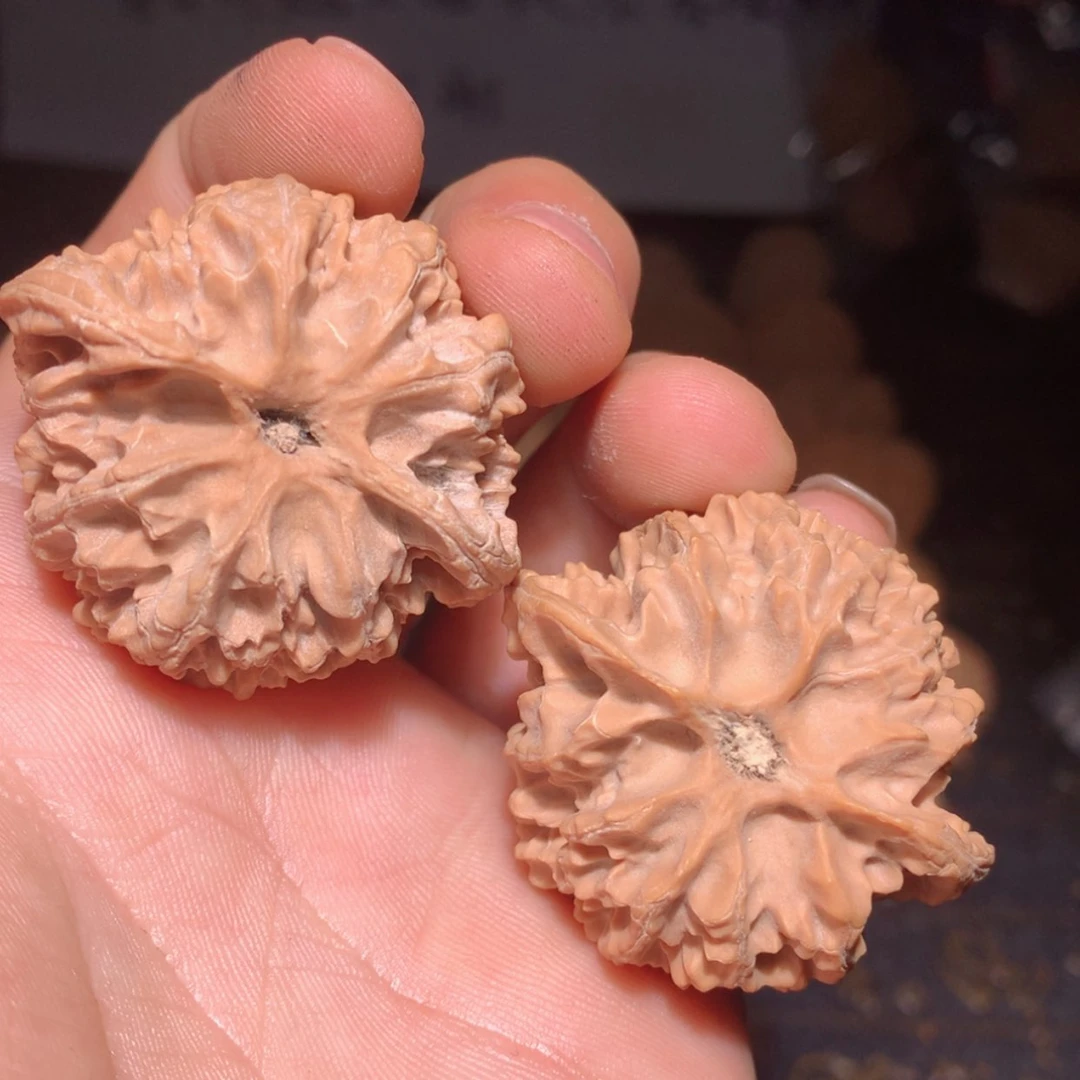 【闪购商品】文玩核桃吊坠尺寸41