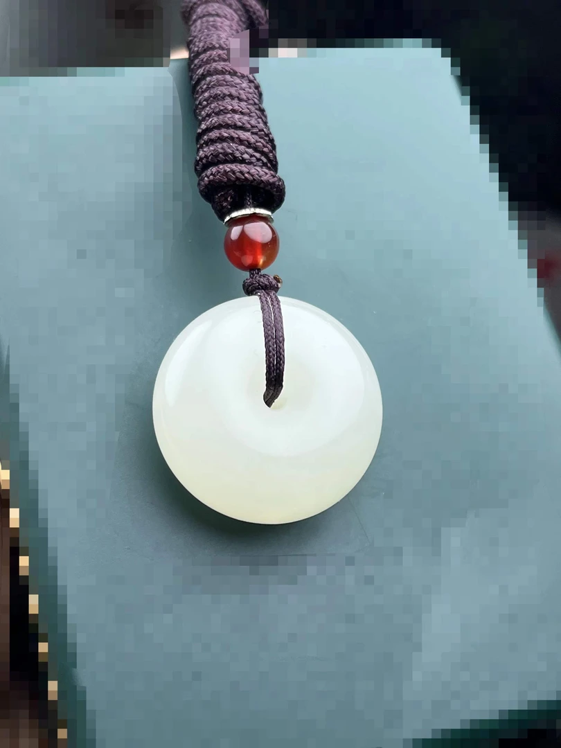 高端珠宝-精品和田玉颈饰多样性发货      平安扣x04