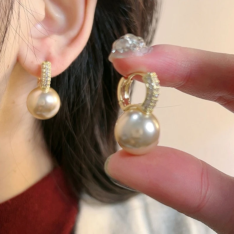 铜合金合成锆石耳饰 香槟金珠珠耳环新款爆款轻奢小众设计耳饰