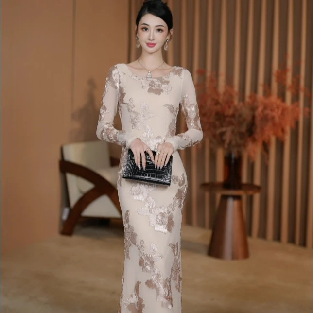 东东定制【玫瑰故事】气质轻奢显瘦优雅气质盘带绣花连衣裙