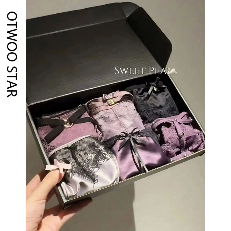 OTWOOSTAR纾适暮山紫*法式蕾丝无痕提臀轻奢性感网纱内裤舒适套装