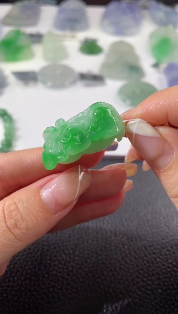 【闪购商品】定制翡翠未镶嵌定制翡翠未镶嵌毛货
