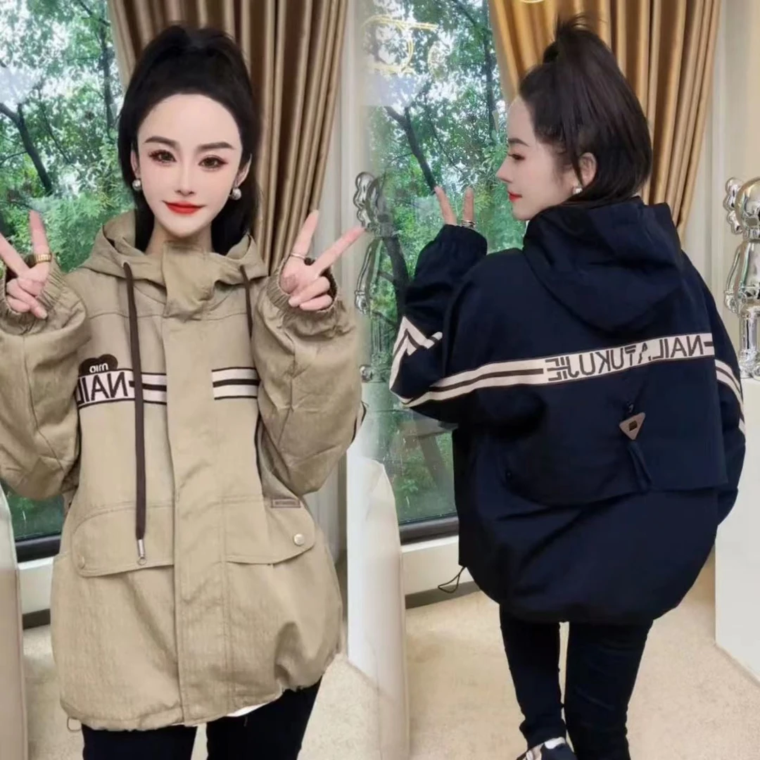 穿搭连帽风衣外套女春秋季刺绣字母冲锋衣休闲抽绳夹克外套