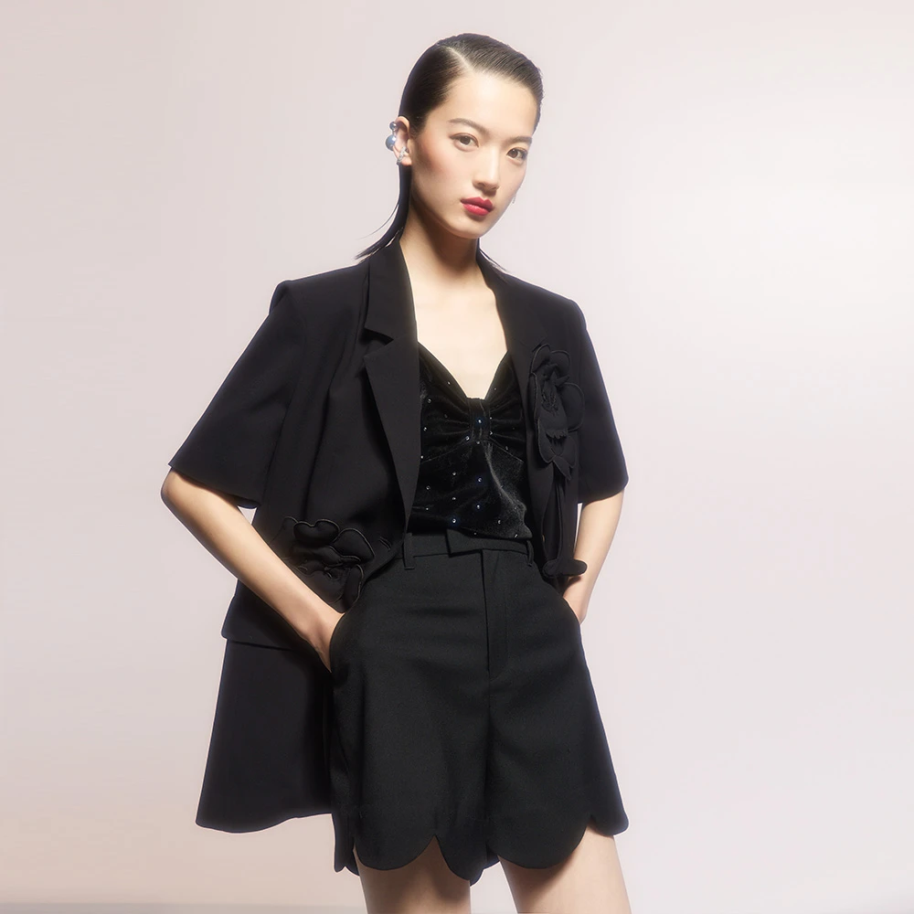 UOOYAA/乌丫夏季经典立体霸王花龙俏皮趣味凉爽轻薄短袖西装1207