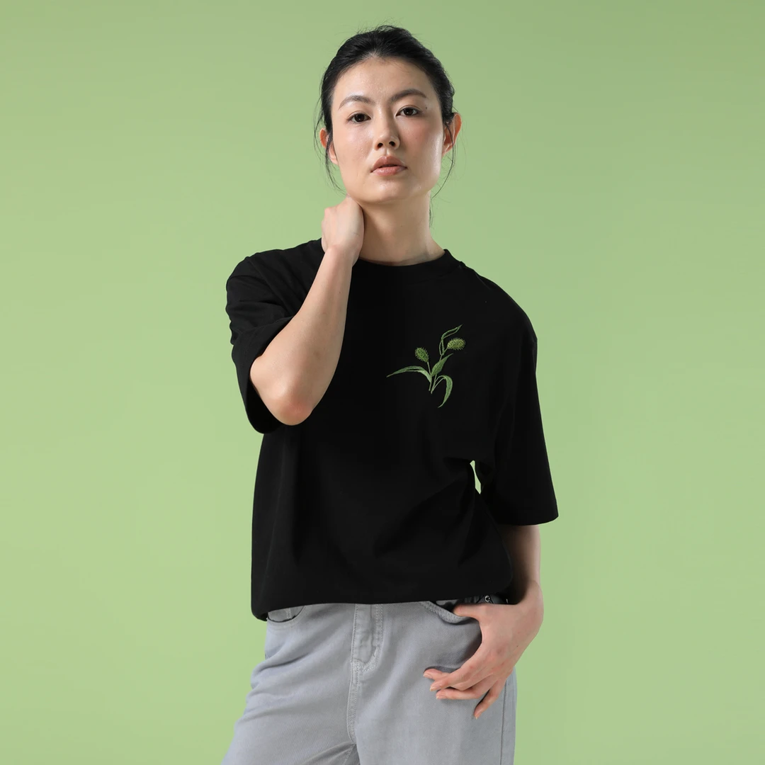 手工刺绣花朵短袖t恤女2024夏季新款修身上衣宽松设计感小众纯棉