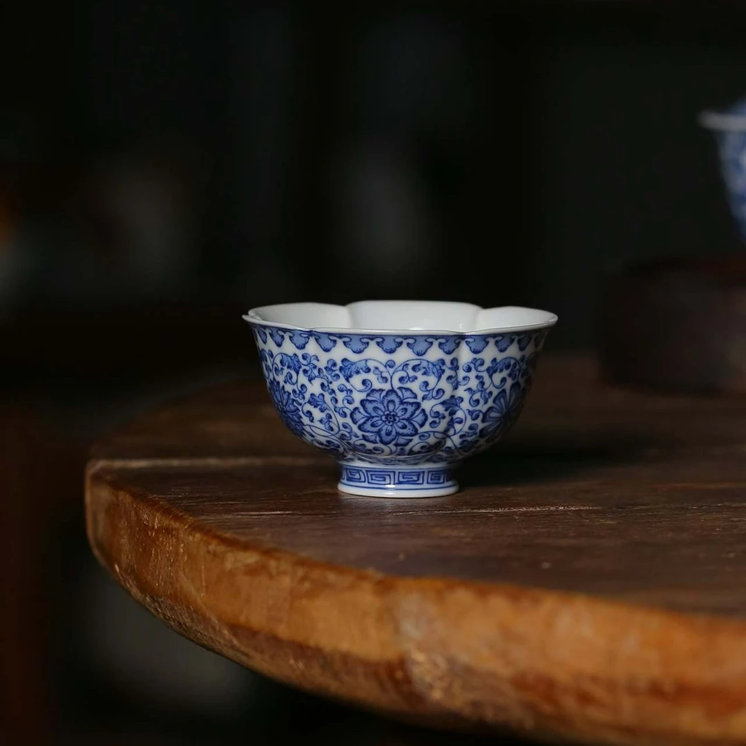 黄振匠造青花柴窑《精工缠枝莲花瓣型主人杯》纯手工陶瓷茶具茶杯