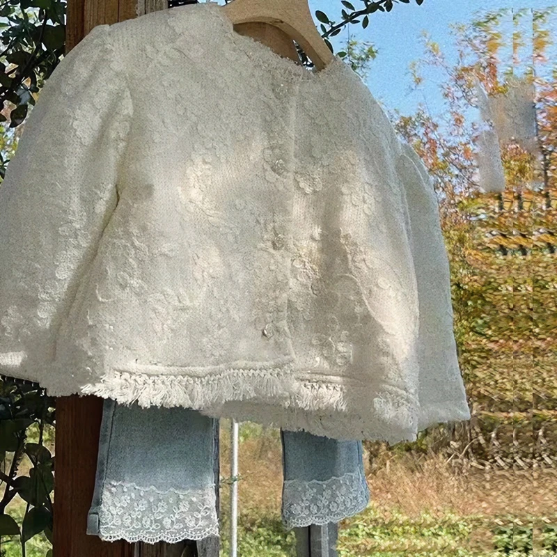 戴维贝拉【断码】儿童小气质蕾丝洋气香风外套纯色女童秋季