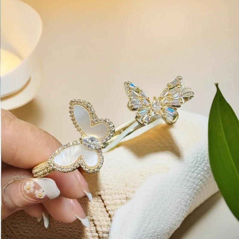 铜合金仿珍珠手镯 精致时尚铜合金镶嵌手镯