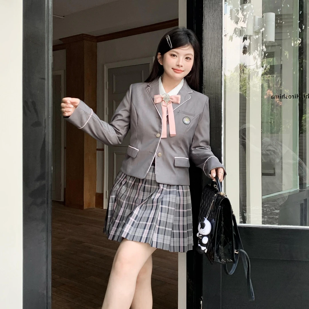 阿车家的大码jk胖mm原创灰色收腰西装显瘦西服衬衫百褶裙短裙套装