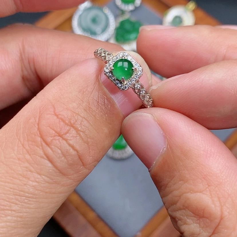 【闪购商品】翡翠戒指银S925镶嵌