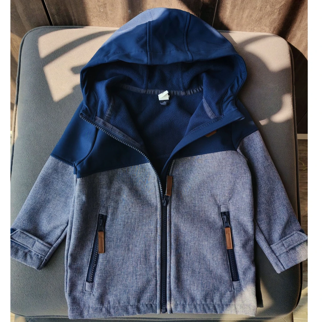 冬季男童休闲连帽加绒外套外单拉链皮带头中锋衣