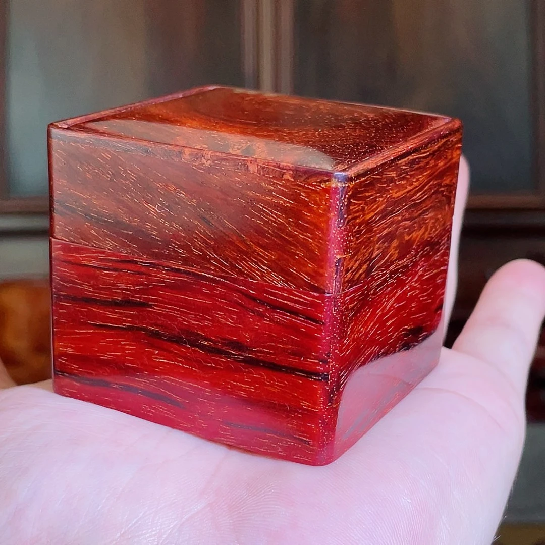 檀香紫檀（小叶紫檀）戒指盒，5.5*5.5*5