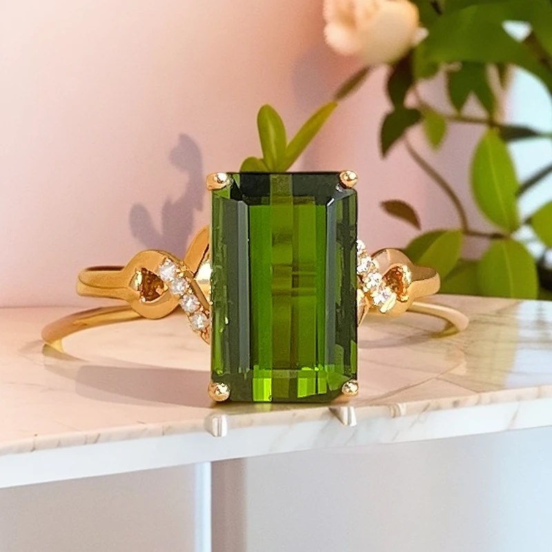 天然彩色宝石绿碧玺钻石镶嵌戒指别致戒托小众限量版电光绿