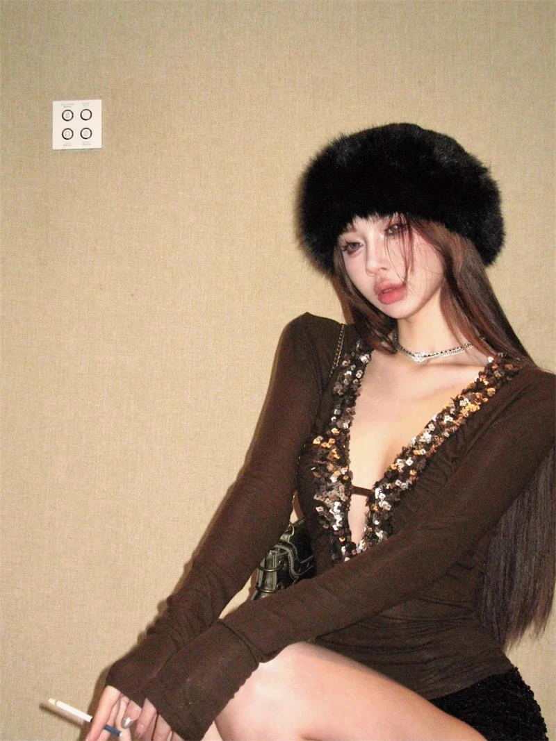 福利 春夏辣妹气质高级显瘦上衣（孤品扣号）