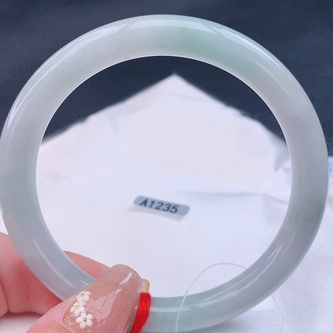 翡翠手镯未镶嵌60.5 翡翠手镯