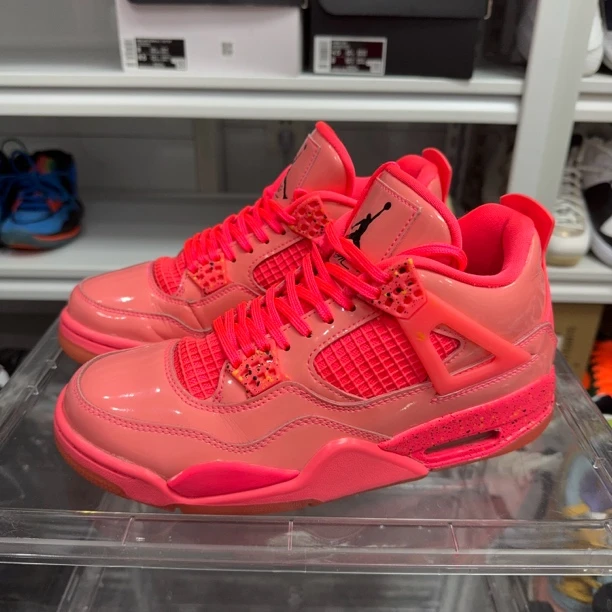 39码 aj4漆皮红色 市价2709 捡漏安排！