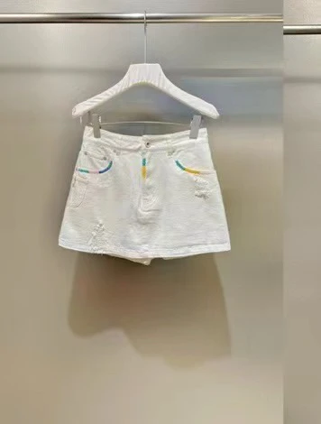 深圳南油铁铁优选正版小众设计师品牌 白色半裙带彩色刺绣