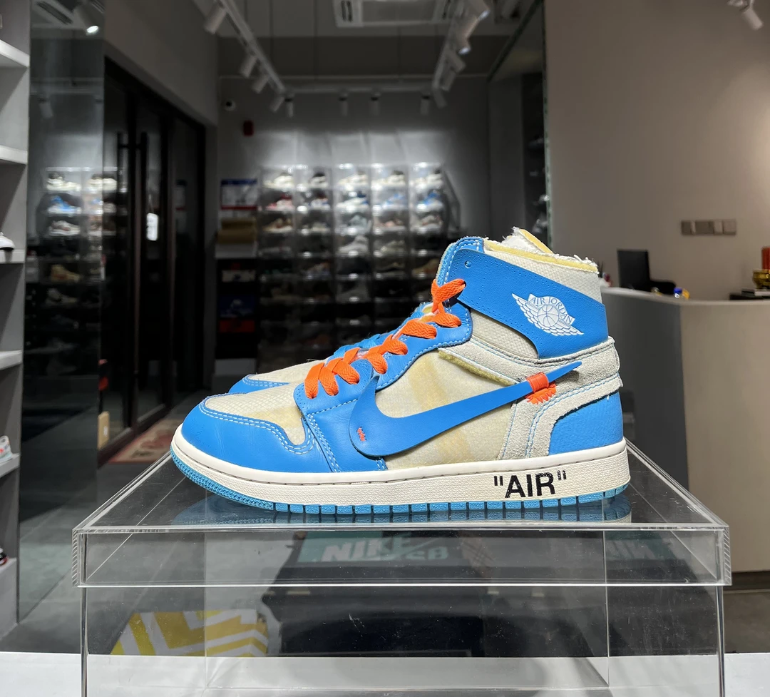 41码 aj1ow北卡蓝 球鞋 无原盒 鞋头有刮擦