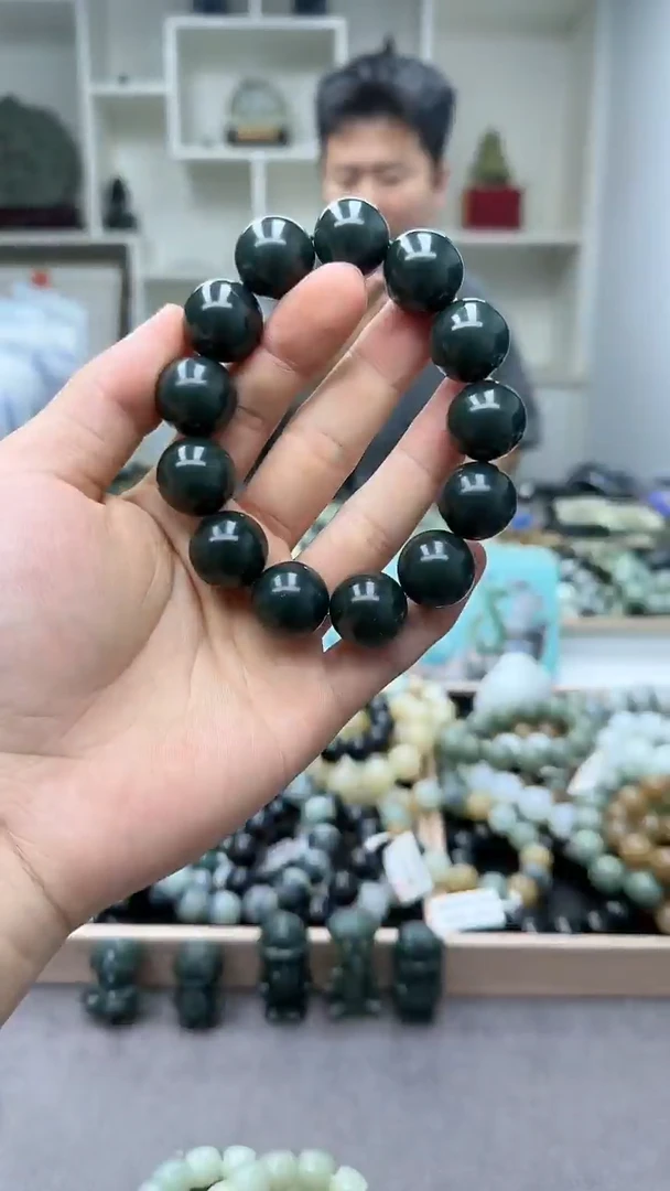 【闪购商品】和田玉手串未镶嵌18