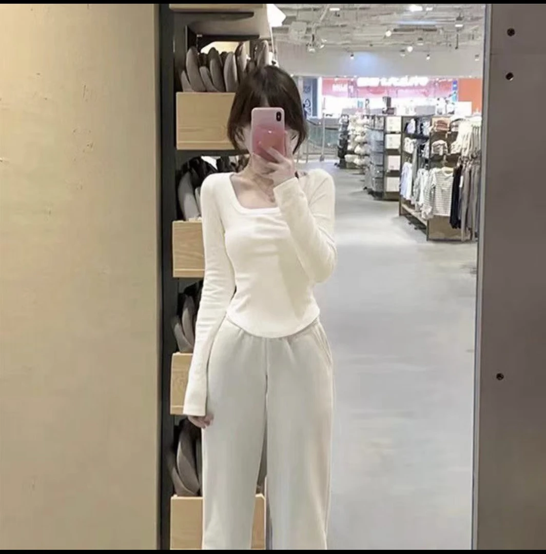 德绒方领正肩长袖T恤女秋冬修身显瘦内搭打底衫短款圆弧甜辣保暖