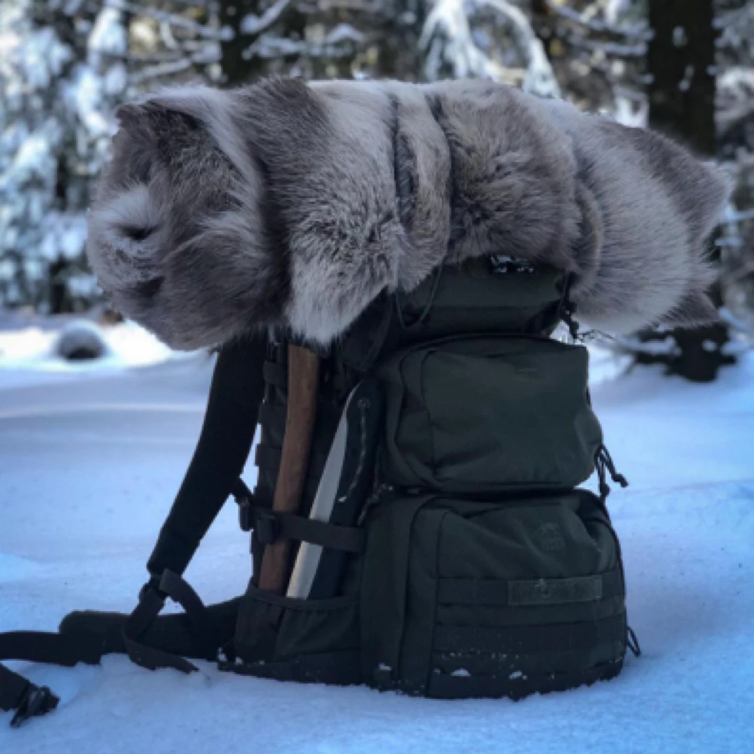 乐物优选芬兰驯鹿皮户外露营居家装饰皆可