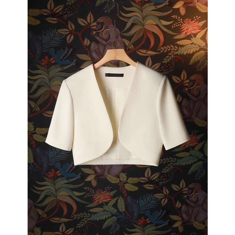 休闲西装短外套女夏季高级感轻奢小坎肩外穿气质小个子短款上衣潮