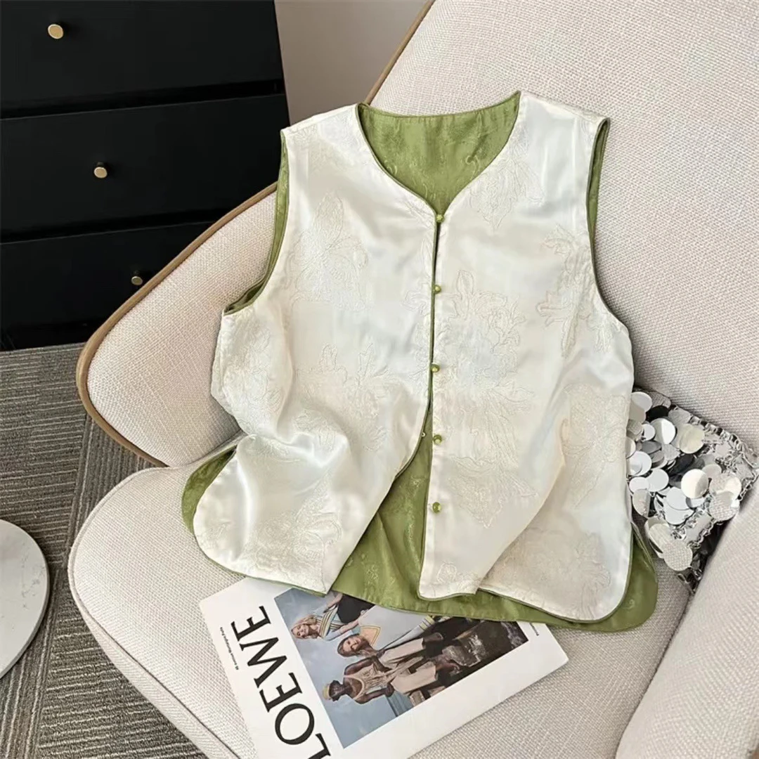 新中式国风马甲女春秋新款复古金线刺绣盘扣上衣小外套