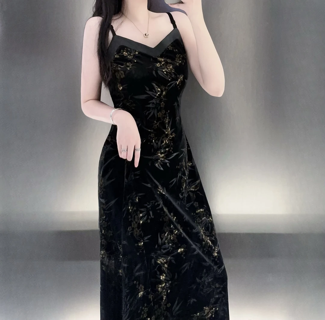 （叶彩镂金）2024早秋新款拼皮丝绒吊带连衣裙叠穿高档时尚显瘦遮肉