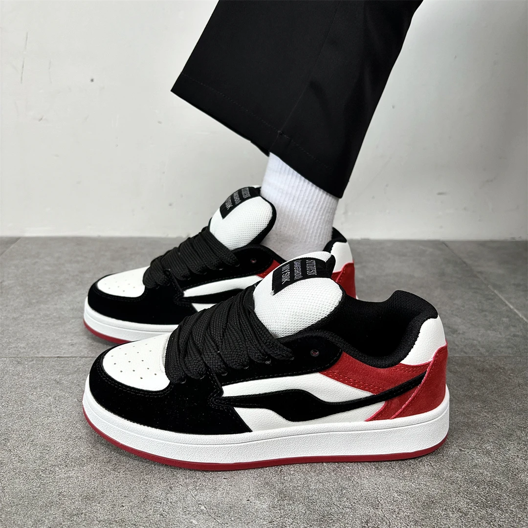 国潮小众黑红拼色复古滑板鞋男女ins秋季百搭情侣厚底休闲面包鞋