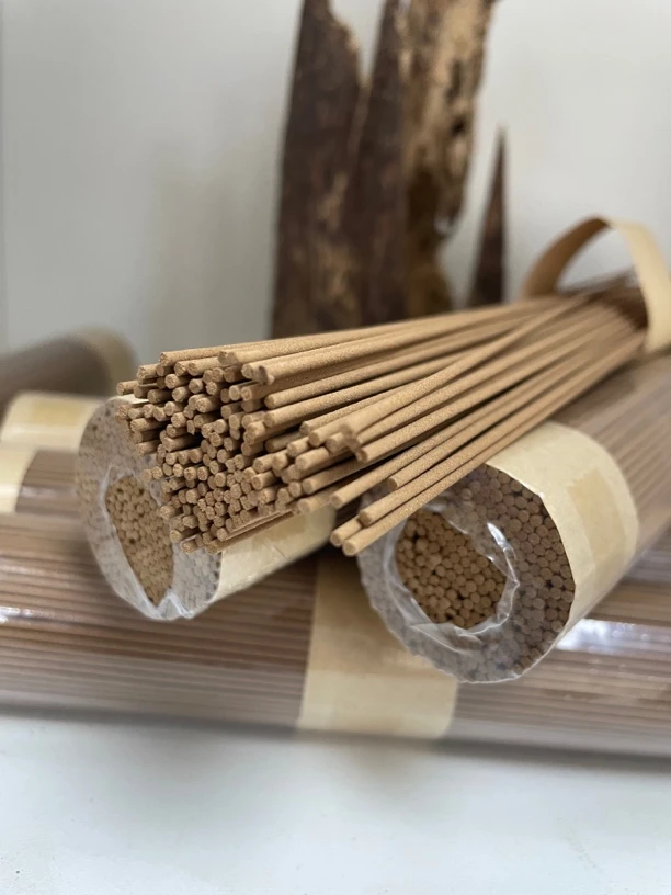 正宗天然海南沉香虫漏线香熏香家用室内安神助眠杀菌净化空气