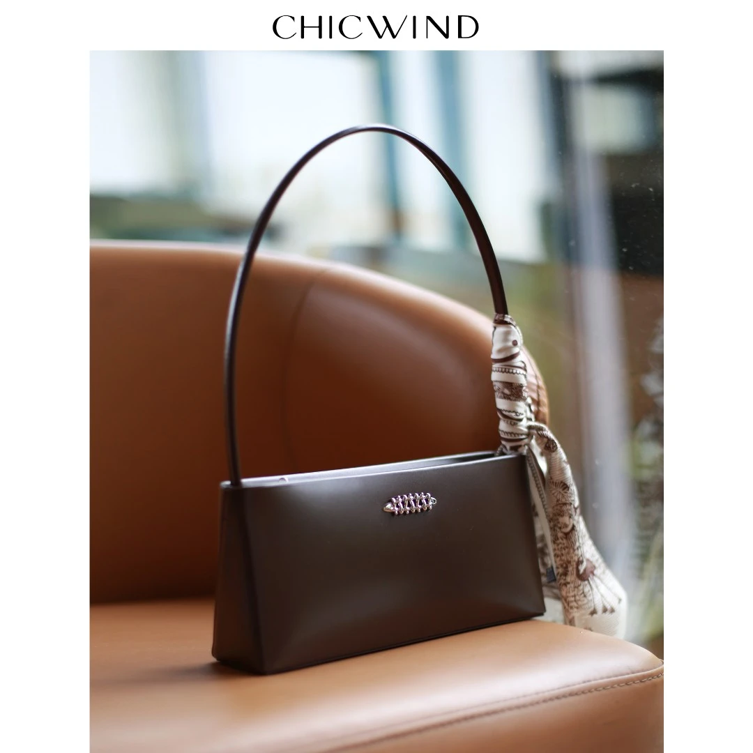 chicwind女士包包女2023新款单肩斜挎包真皮高档腋下包