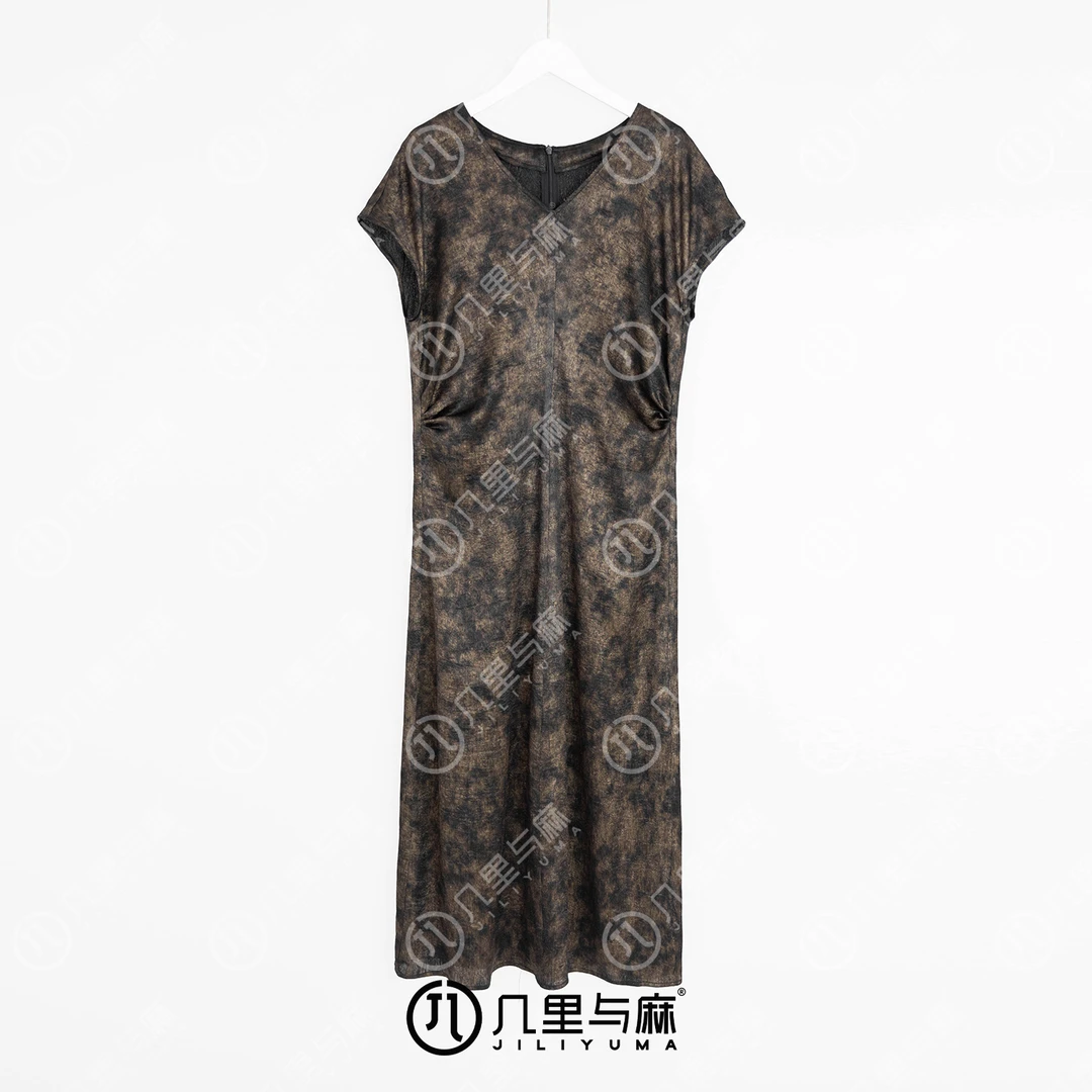 （几里与麻）灼烟烁金-感清凉连衣裙 裙长114 胸围92 1043048