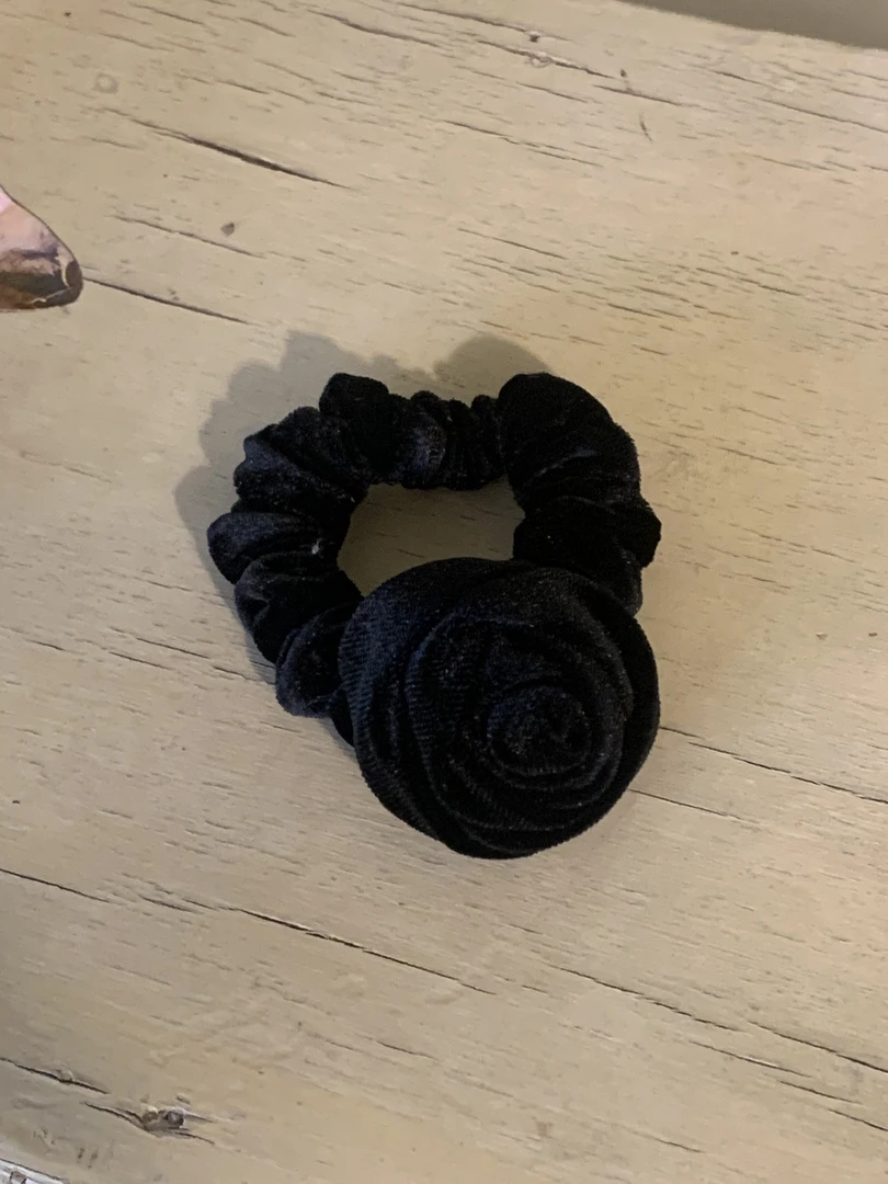 【un Reality】韩国新款丝绒玫瑰发饰发绳百搭手工重工