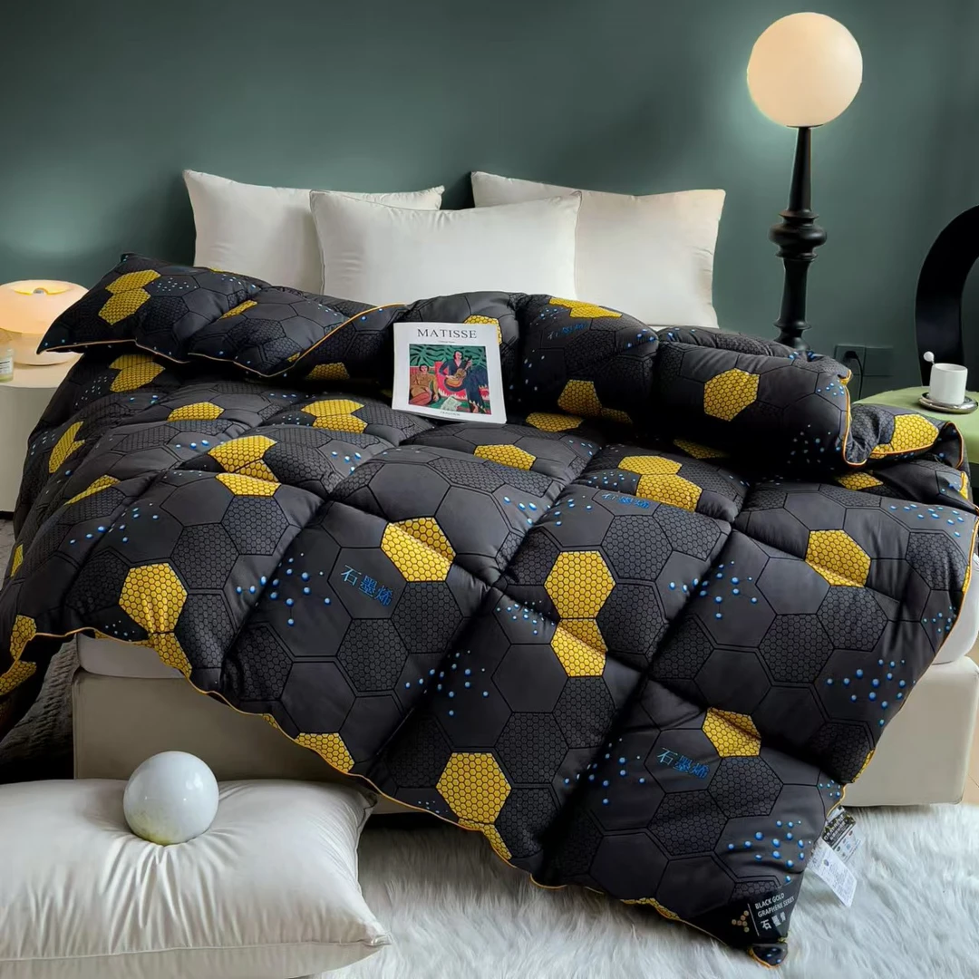 石墨烯黑金花型保暖科技被