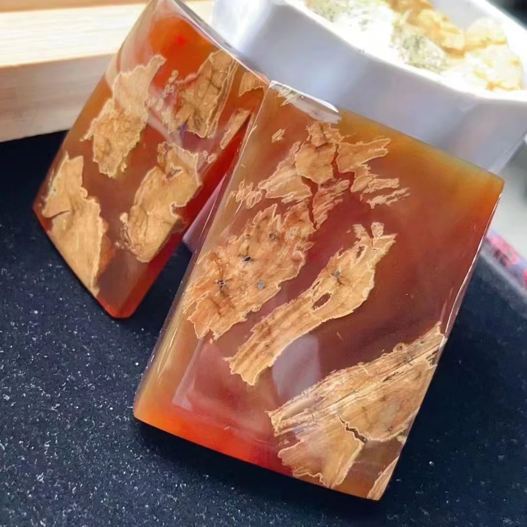 平安无事牌棕蜜飘白蜡一刀料净重59克规格59/44.2/18、52.8/35/9mm