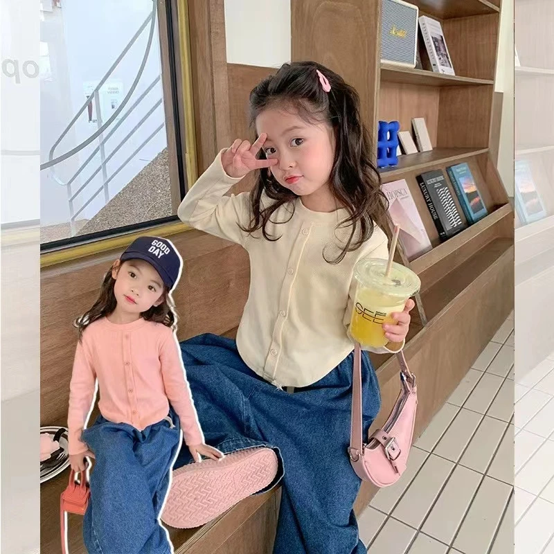 女童春秋修身糖果色打底衫23新款洋气上衣女宝韩时尚排扣长袖T恤