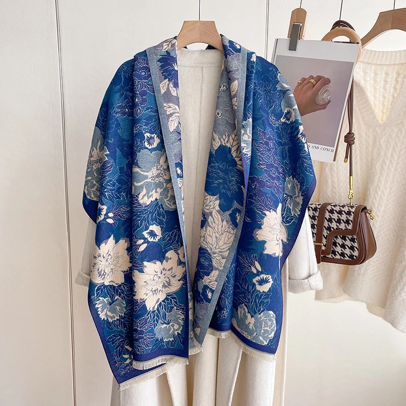 秋冬新款高端围巾洋气双面拼色花朵时尚简约保暖围脖轻奢披肩印花