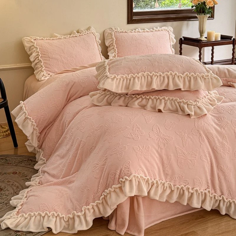 冬季加绒新款加厚雕花绒牛奶绒公主风床上四件套法式风轻奢工艺款