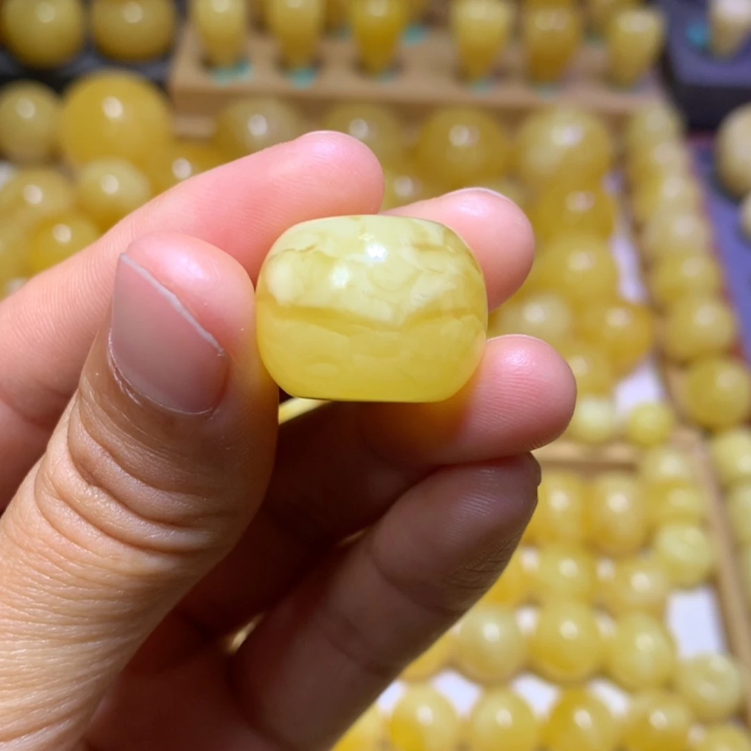 【闪购商品】蜜蜡裸石未镶嵌陶**性天然俄料黄白花虎皮微瑕墩子20.4