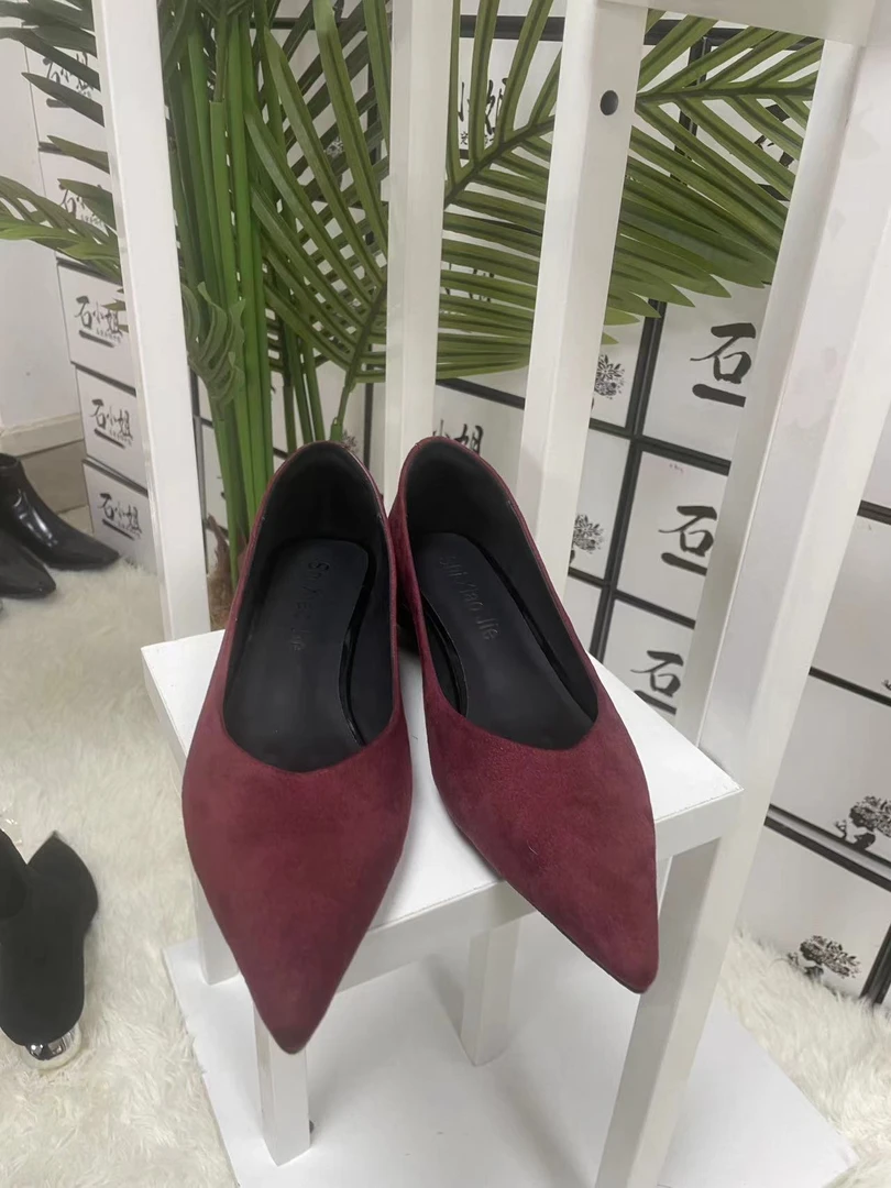 内外全真皮羊皮2024秋冬新款时尚百搭吸湿排汗尖头单鞋黑色洋气