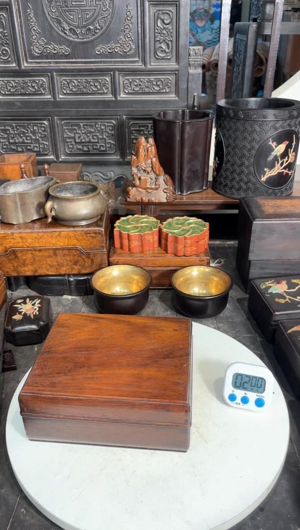 【闪购商品】贡木非常漂亮大气的盒子