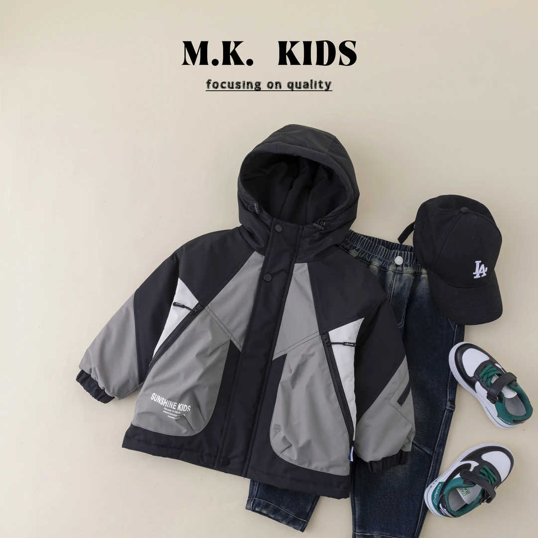 MK品牌【不得不爱】现货冬季冬拼接潮版二棉防风戴帽棉大童DA70090H