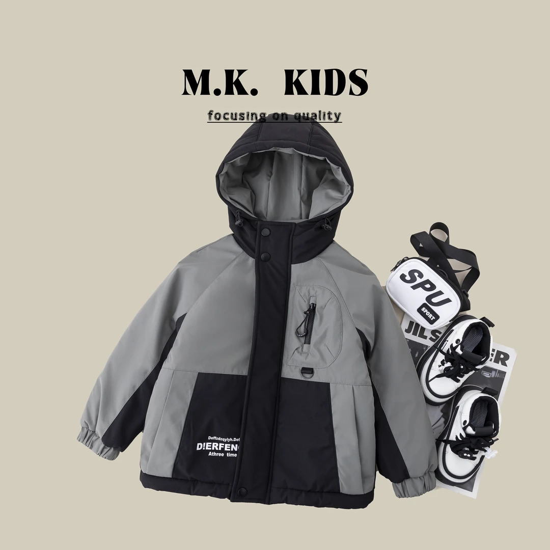 MK品牌儿童冬款棉服外套DT70157