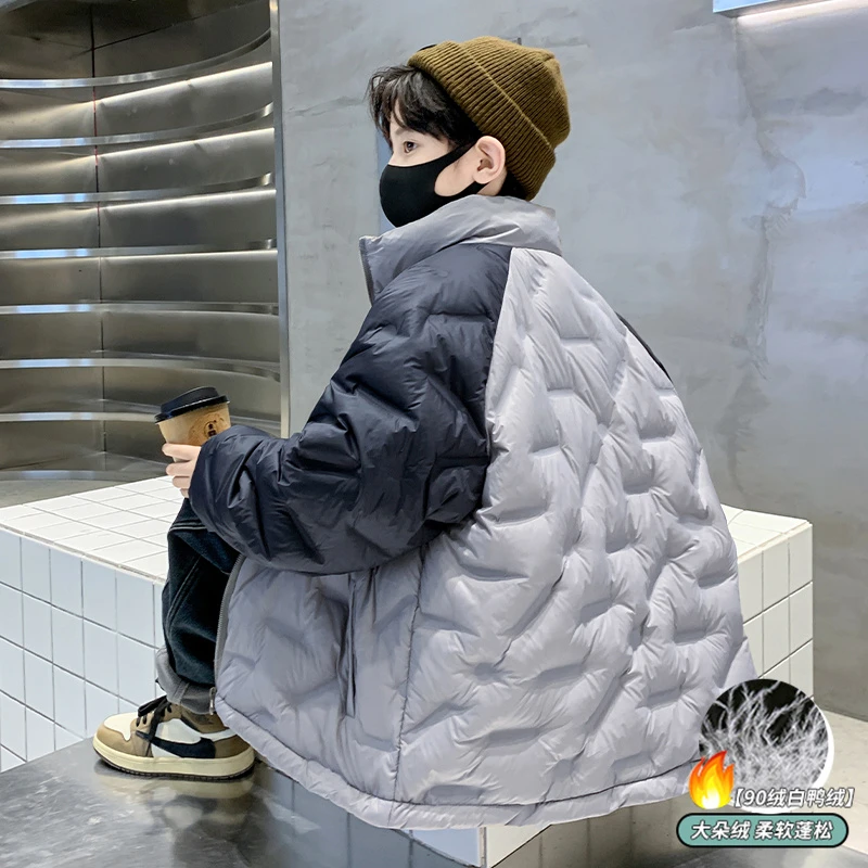 儿童装男童冬装轻薄羽绒服2023新款中大童冬季男孩洋气外套炸街潮