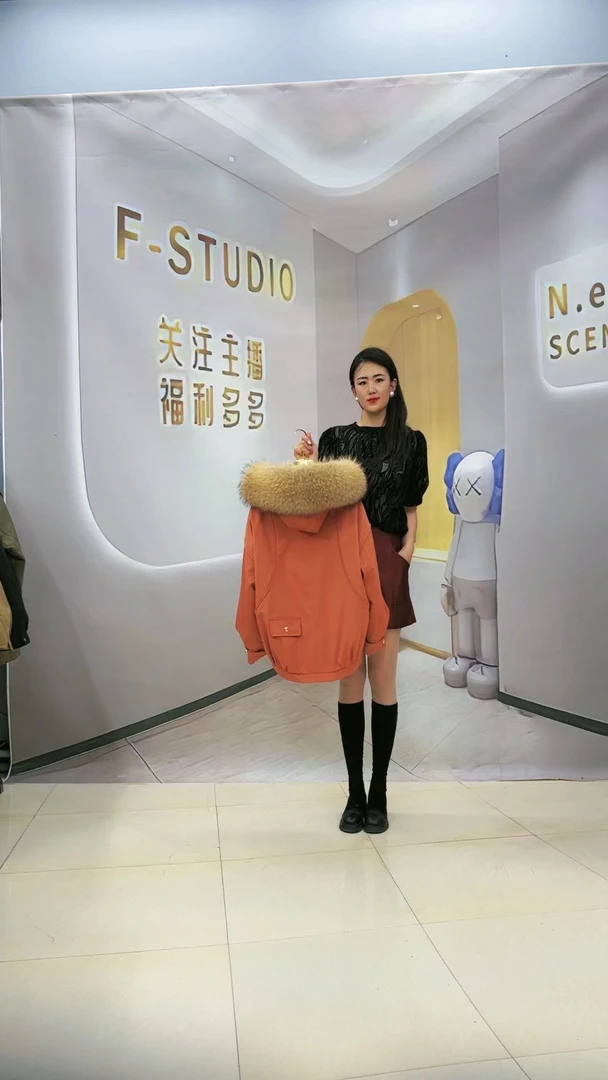 1冬季保暖派克服时尚大毛领内胆可拆卸短款外套