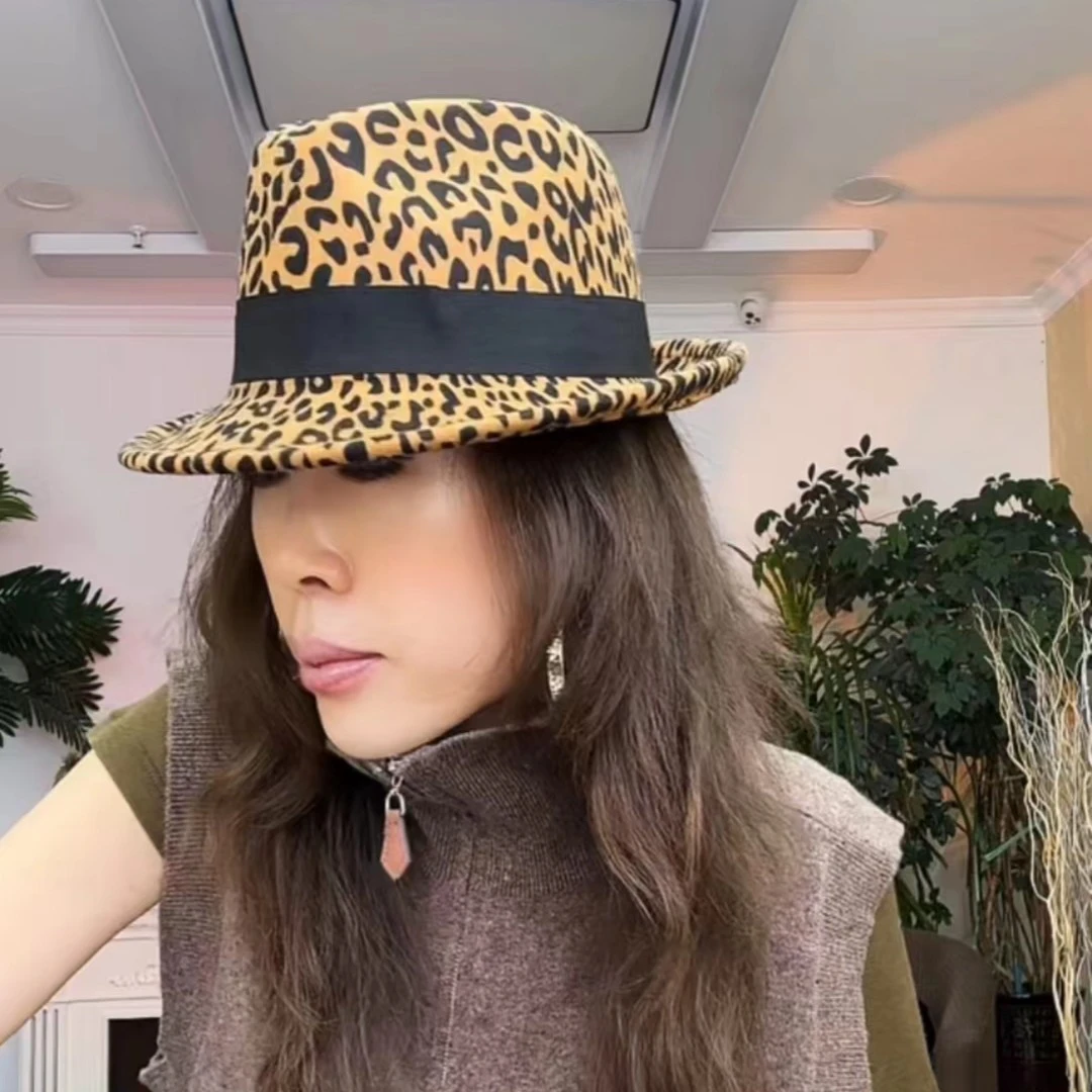 豹纹礼帽  时尚小众个性张扬礼帽秋冬 款  百搭经典豹纹图案