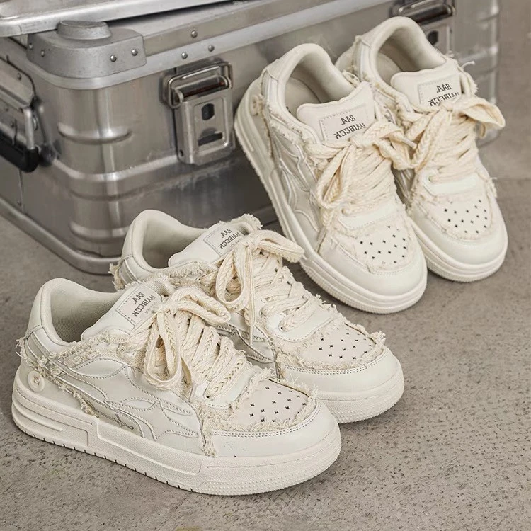 面包鞋2025新款小白鞋男小众高级感鞋子潮牌厚底情侣白色板鞋男