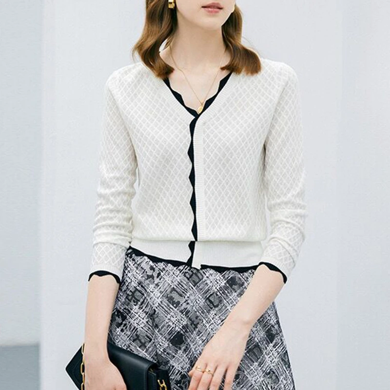 V领撞色针织毛衣2024春秋新款撞色套头打底休闲简约外穿长袖小衫